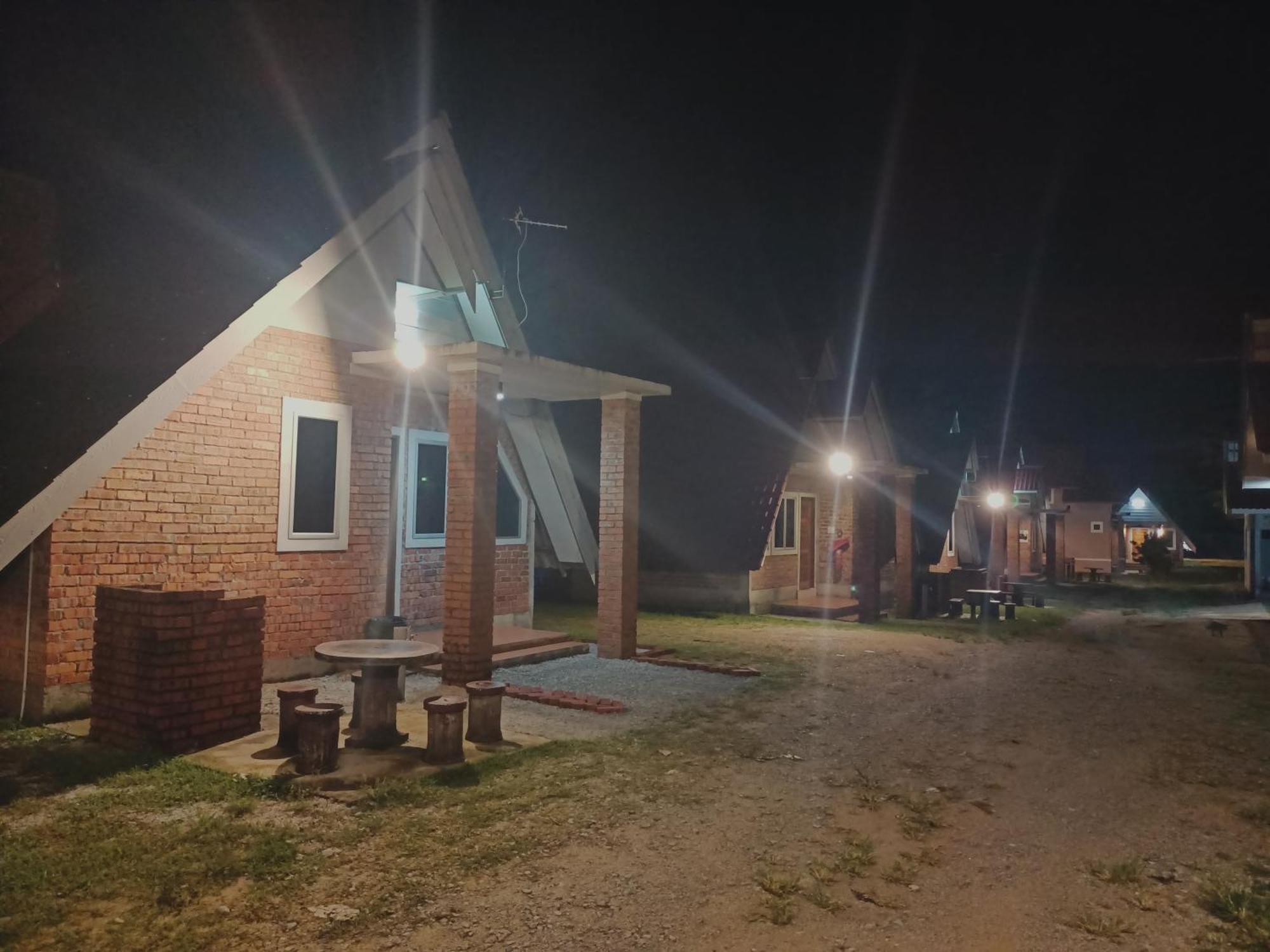 Zainab Cottage Pasir Puteh Phòng bức ảnh