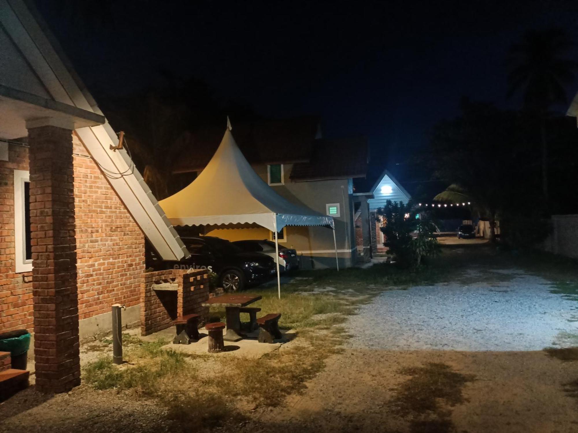 Zainab Cottage Pasir Puteh Ngoại thất bức ảnh