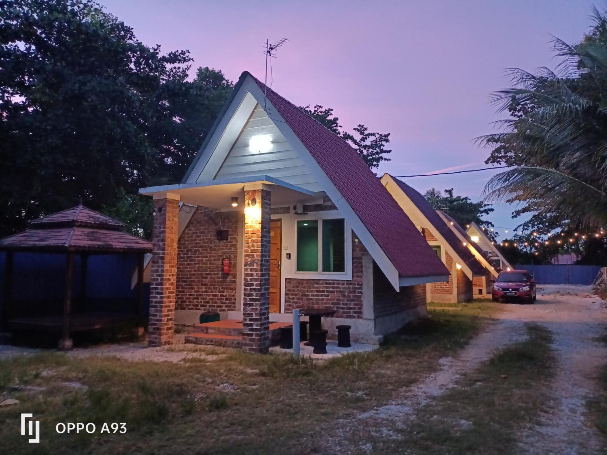 Zainab Cottage Pasir Puteh Ngoại thất bức ảnh