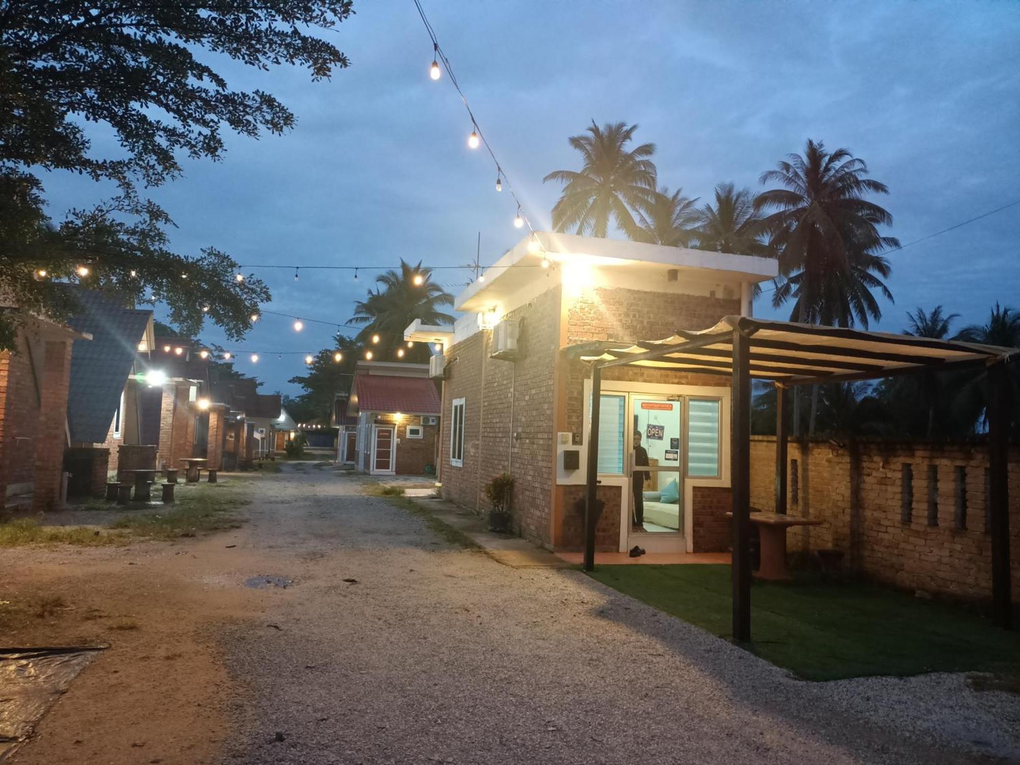 Zainab Cottage Pasir Puteh Ngoại thất bức ảnh
