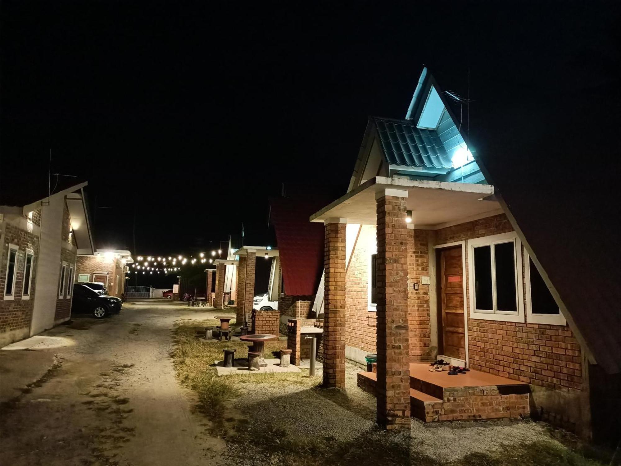 Zainab Cottage Pasir Puteh Ngoại thất bức ảnh