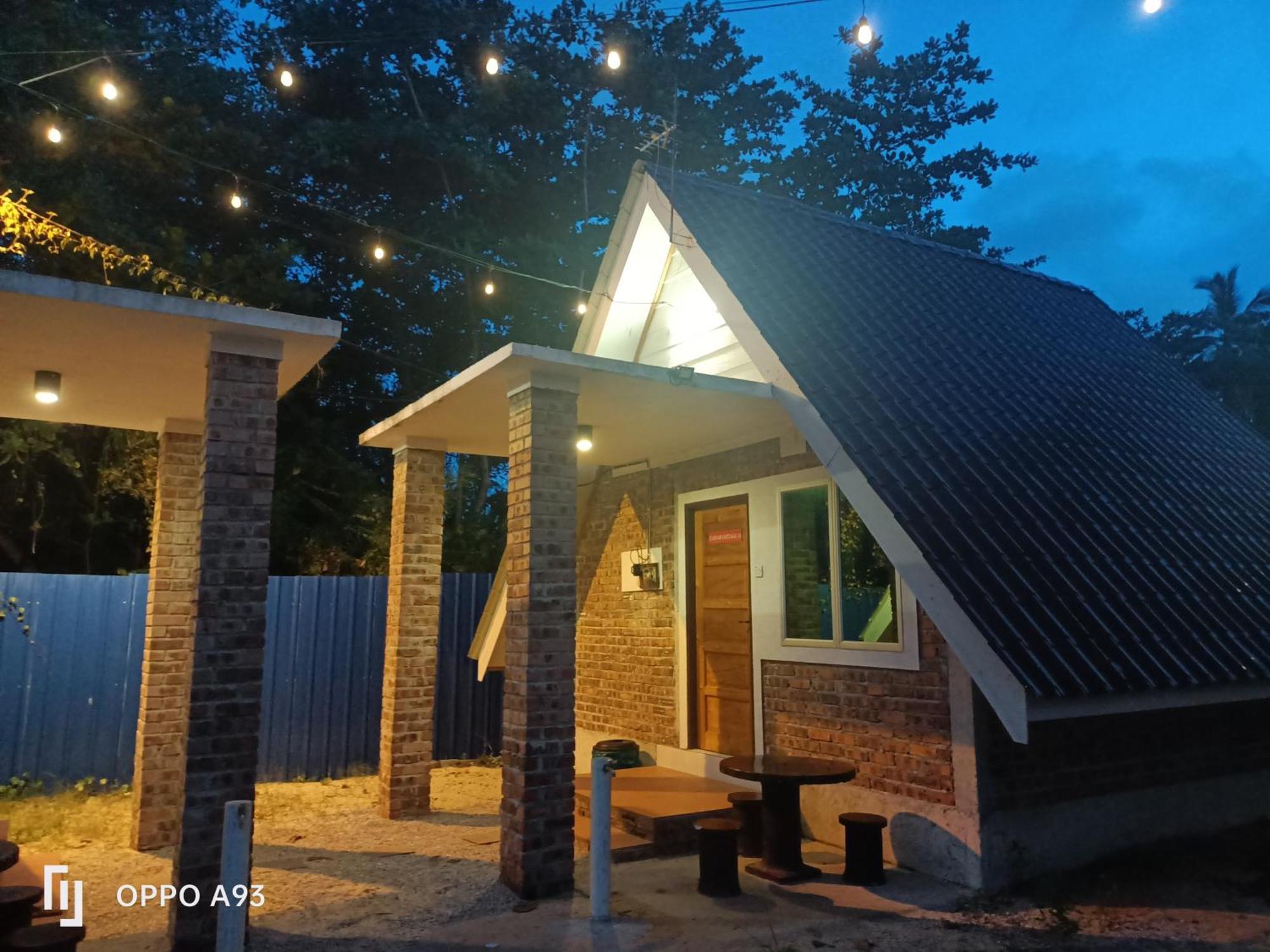 Zainab Cottage Pasir Puteh Ngoại thất bức ảnh