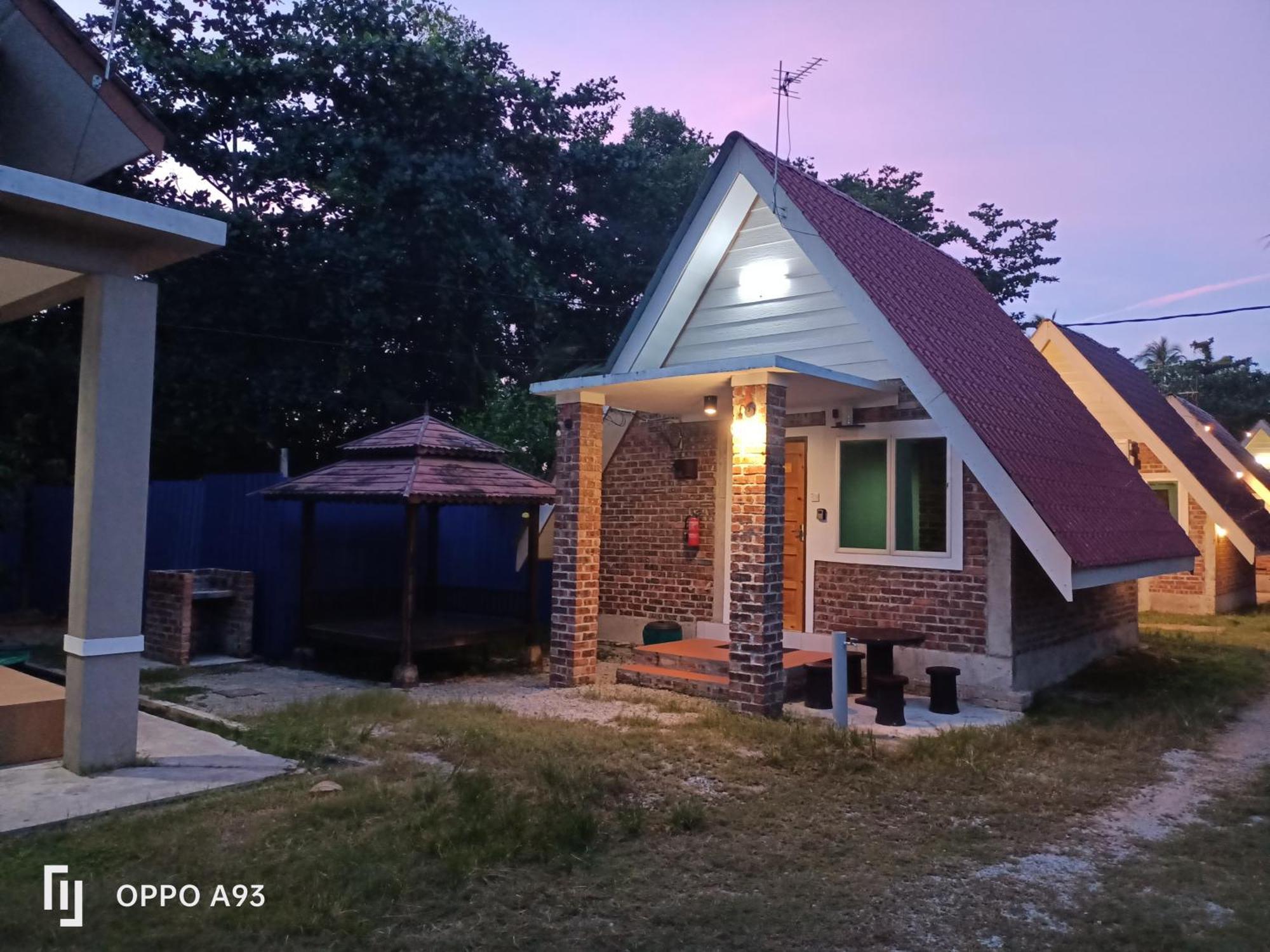 Zainab Cottage Pasir Puteh Ngoại thất bức ảnh